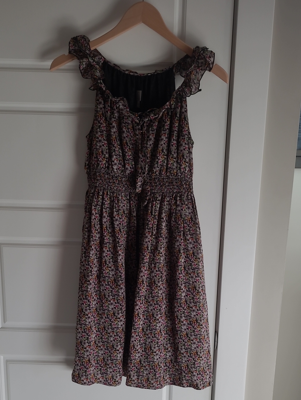 Tristan Floral Midi Dress in Pink Multi. Size 2
